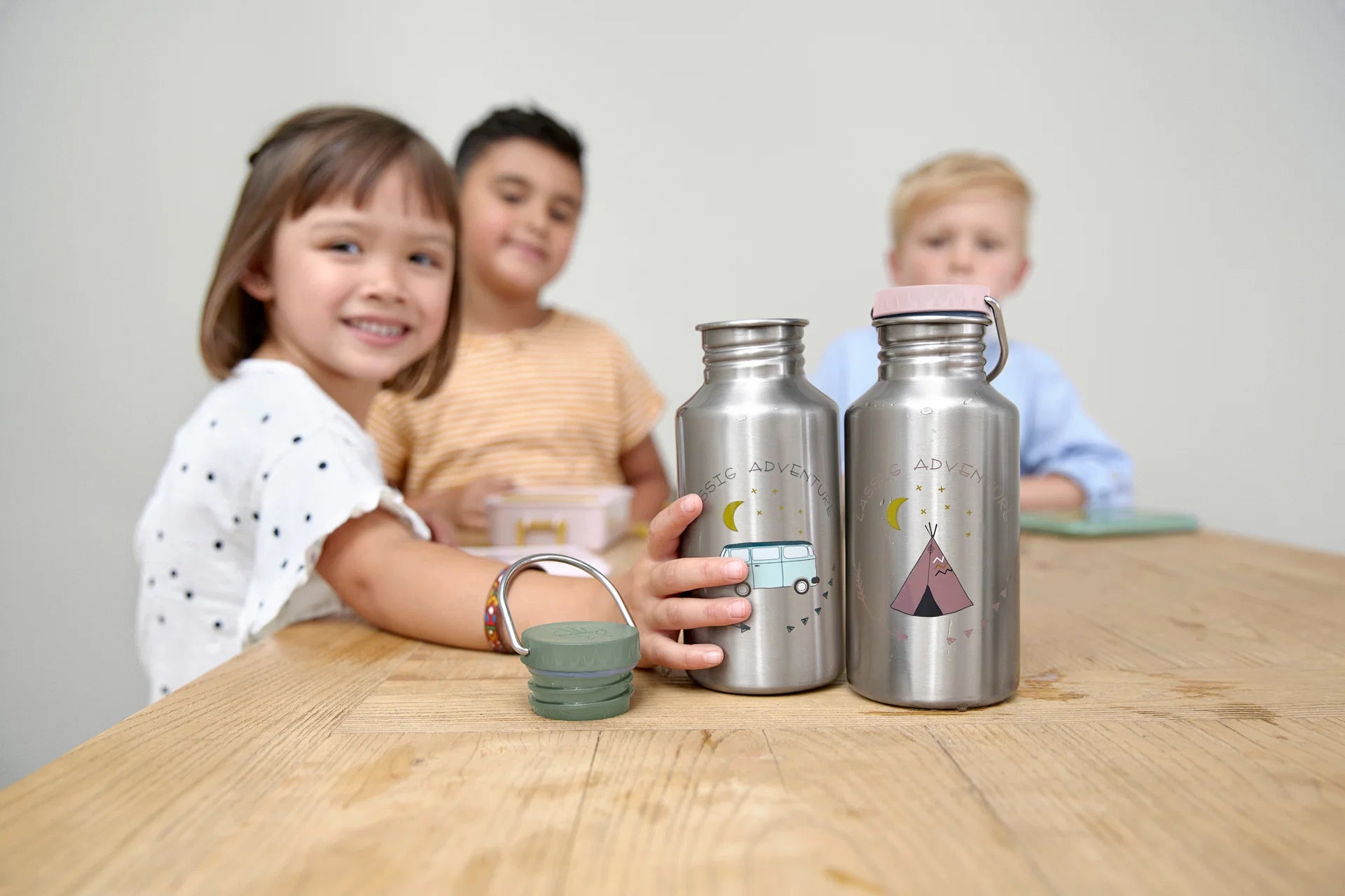 Shishe Uji prej Celiku Inoks (Stainless Steel) – Adventure Tipi (500 ml)