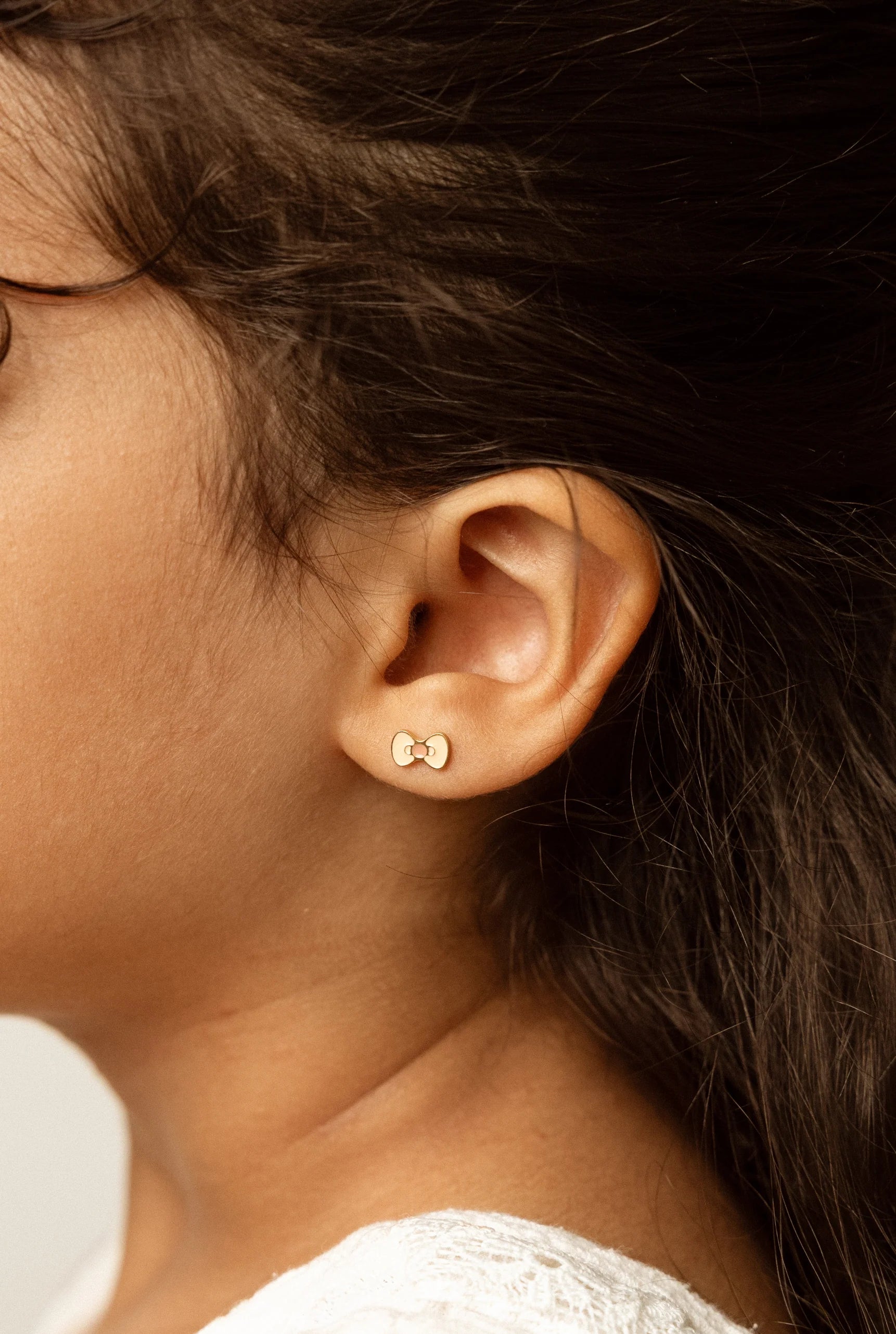 Vathë Me Fjongo Te Veshur Me Ar 18k