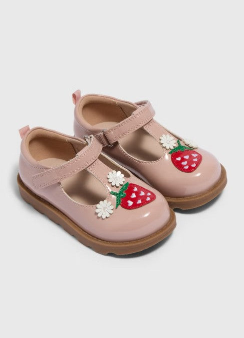 Kepuce - Roze me Luleshtrydhe dhe Lule