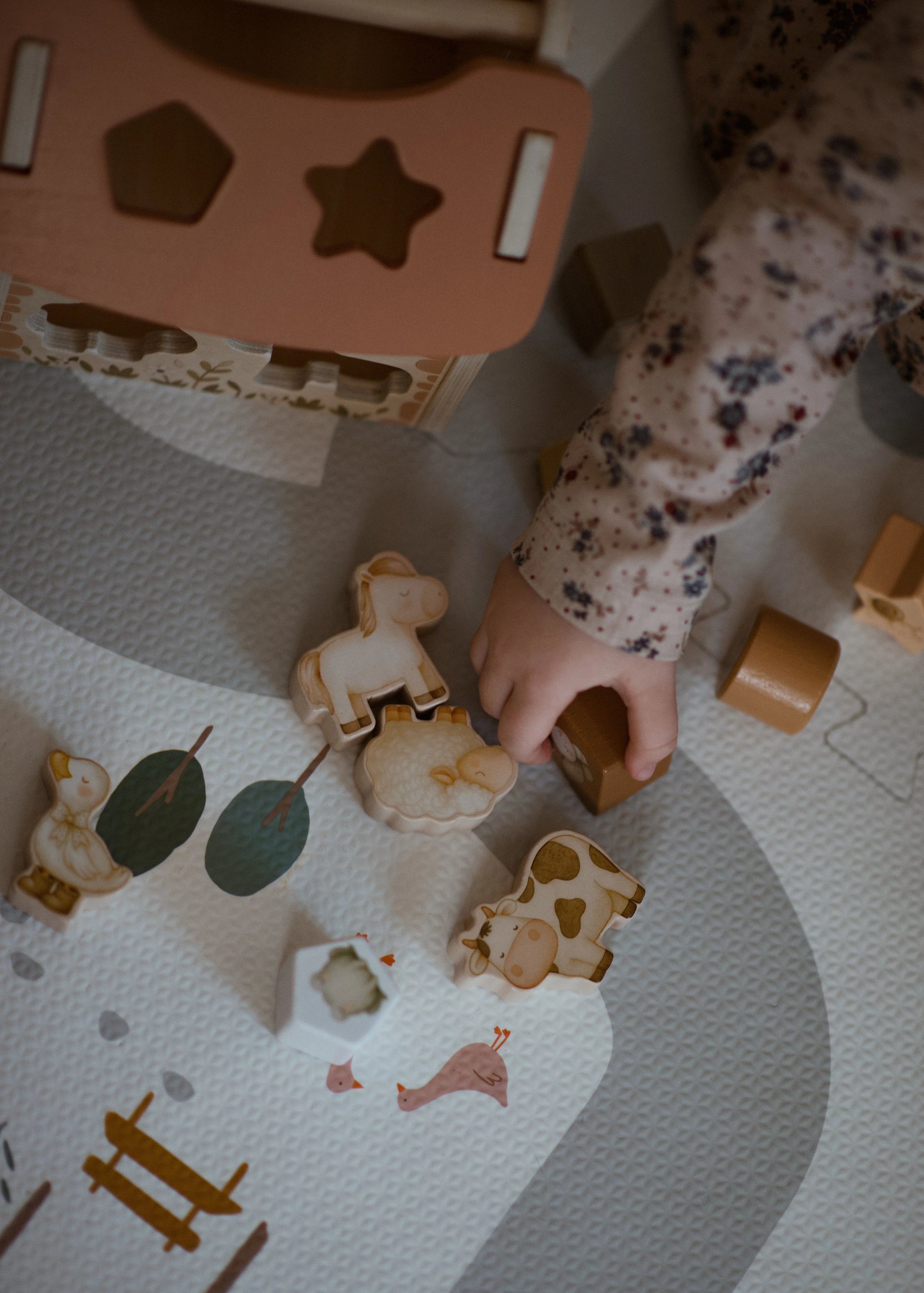 Lodër Druri Montessori (Puzzle & Formuese) - Tiny Barn