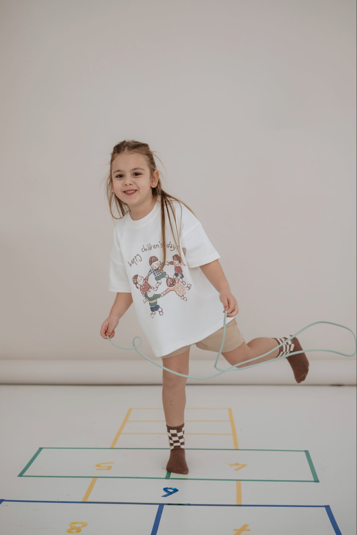Bluze e Bardhe – Stil Oversize “HAPPY CHILDREN’S DAY”