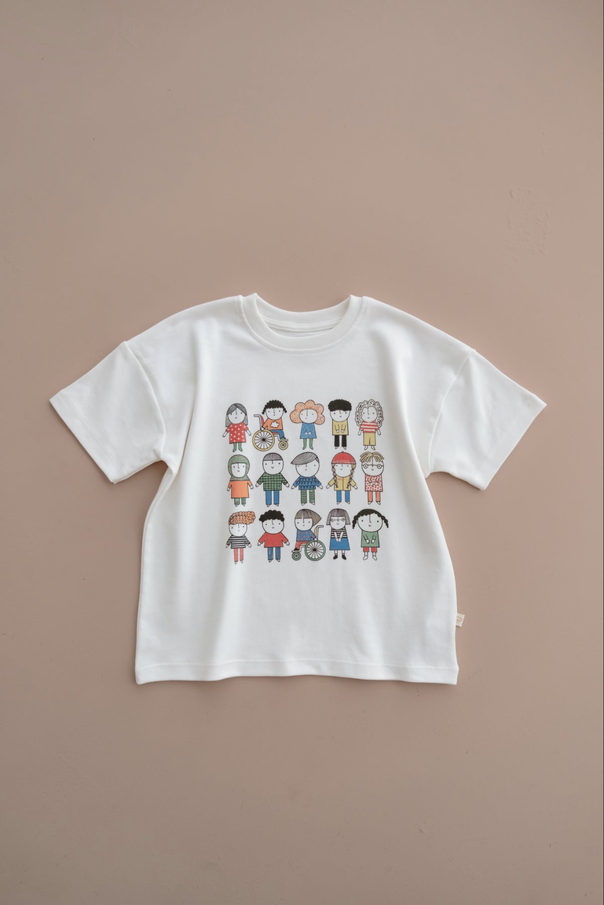 Bluze e Bardhe – Stil Oversize "Friends Together"