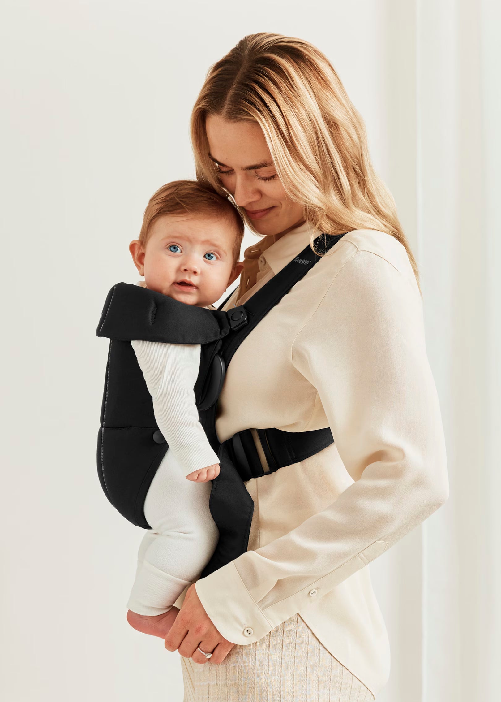 Baby Carrier (Kangur) Mini Woven - Black