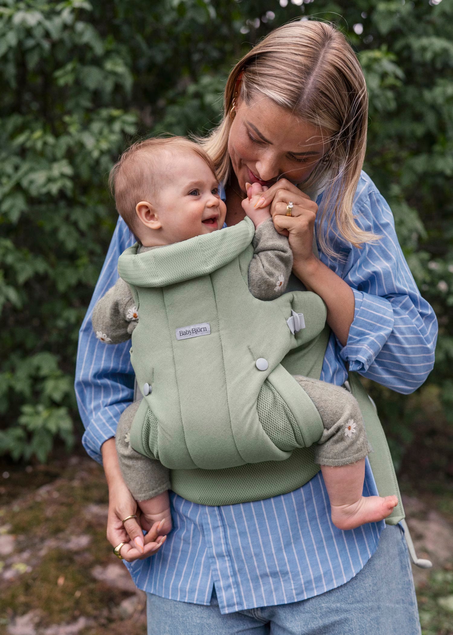 Baby Carrier Hold (Kangur) - Soft Brushed Woven - Light Green