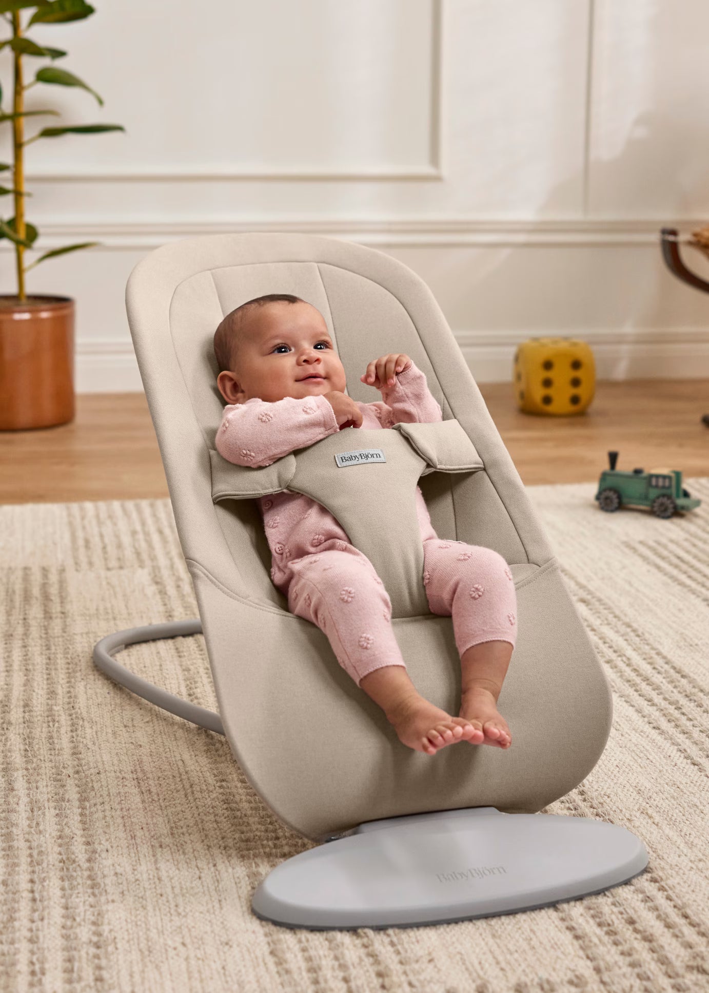 Baby Bjorn Bouncer Begin - Brushed Woven - Sand Grey