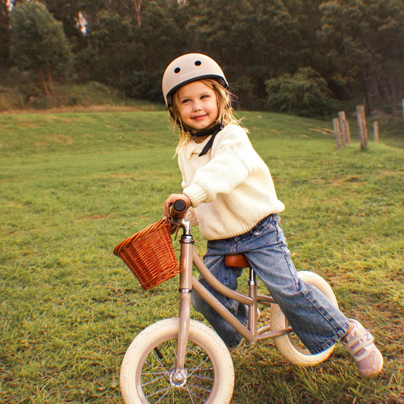 Banwood Eco Helmet Beige – Kaske Femijesh Eco dhe e Sigurt