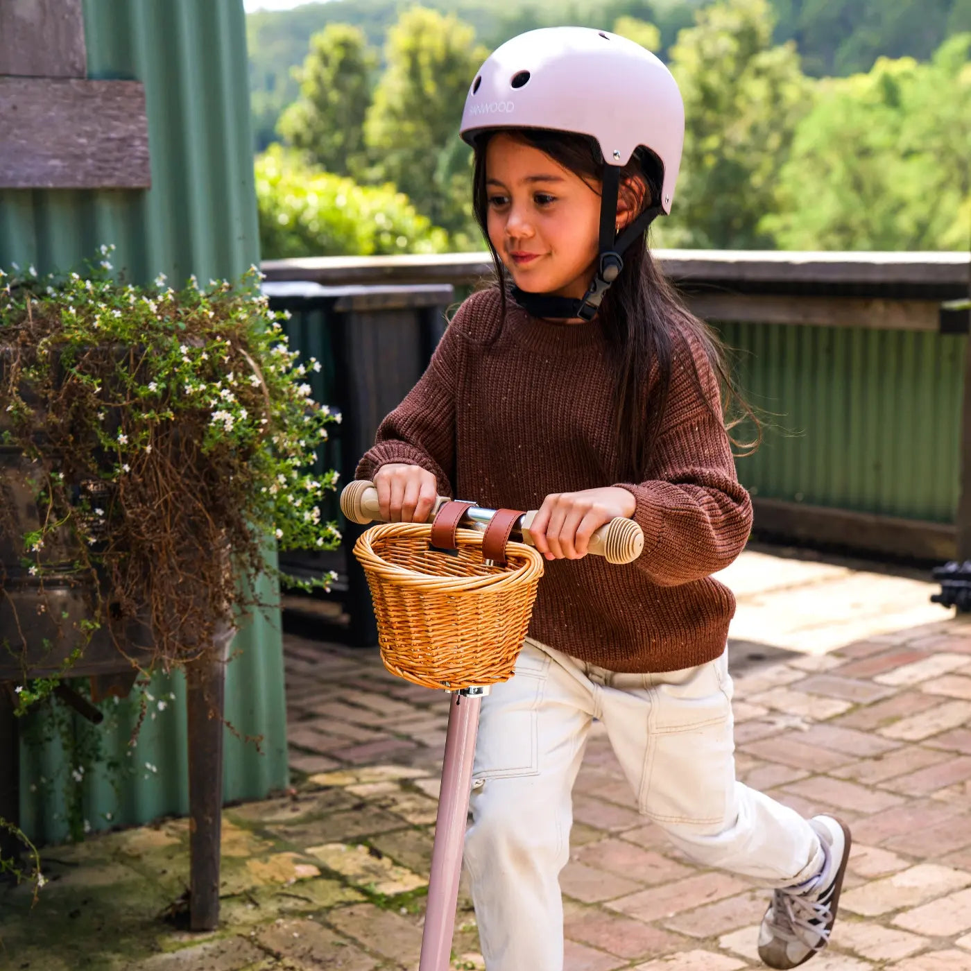 Banwood Eco Helmet Dusty Pink – Kaske Femijesh Eco dhe e Sigurt
