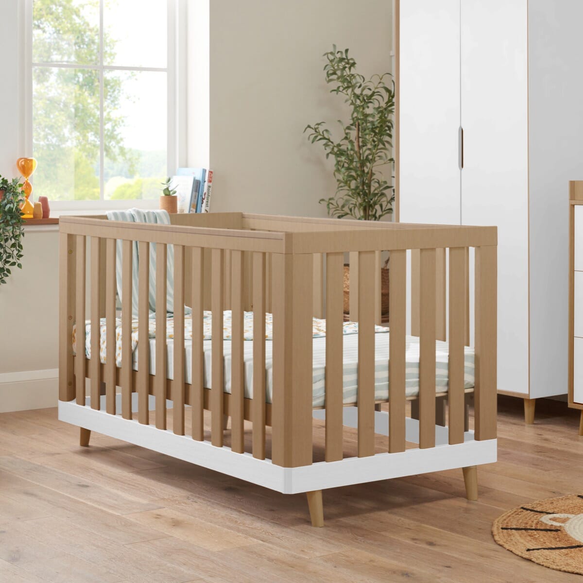 Krevat Bebe Hygge – Stil Skandinav 3-ne-1 – Light Oak & White