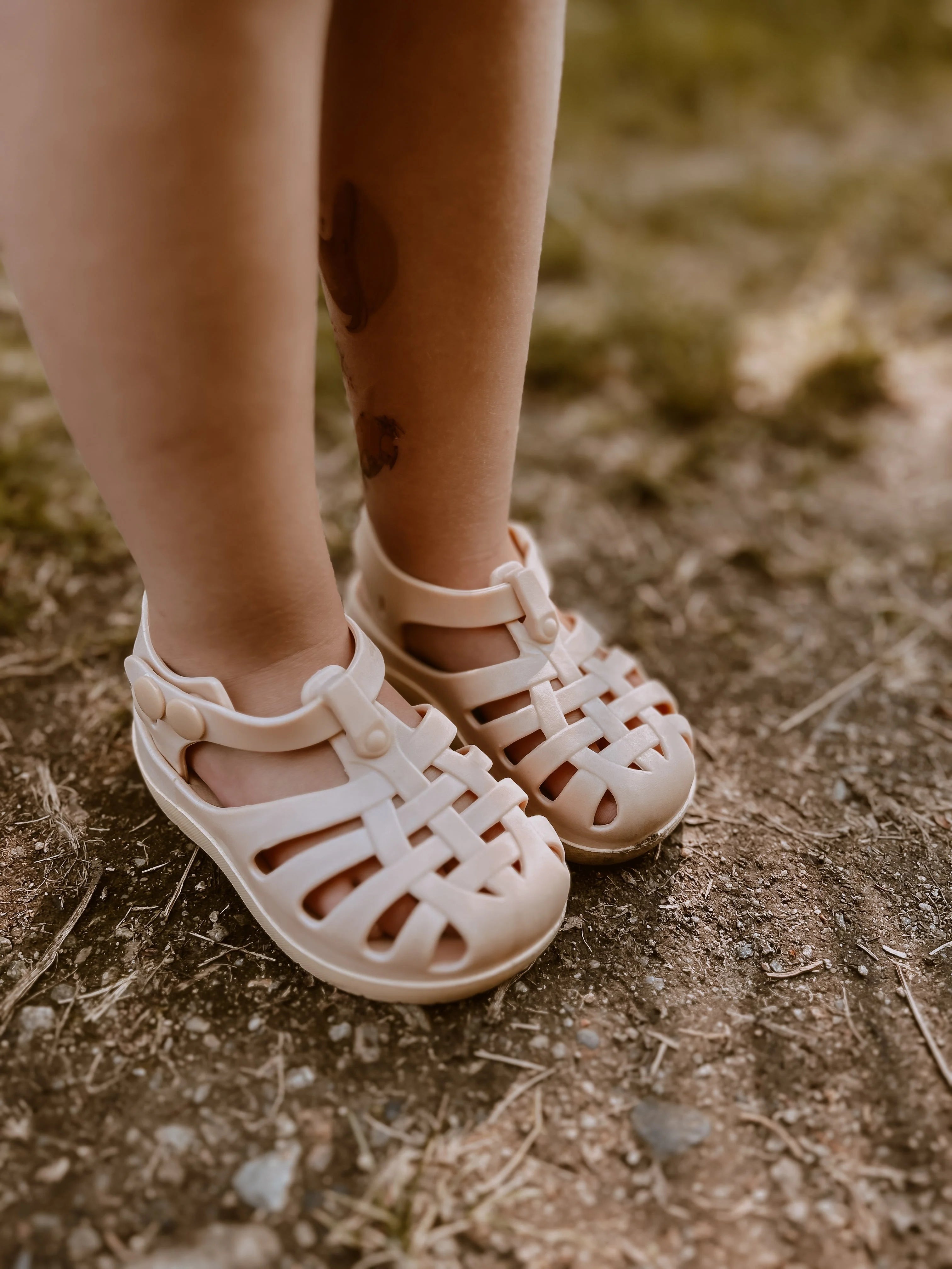 Sandale – Model "Flopper" Coconut Milk
