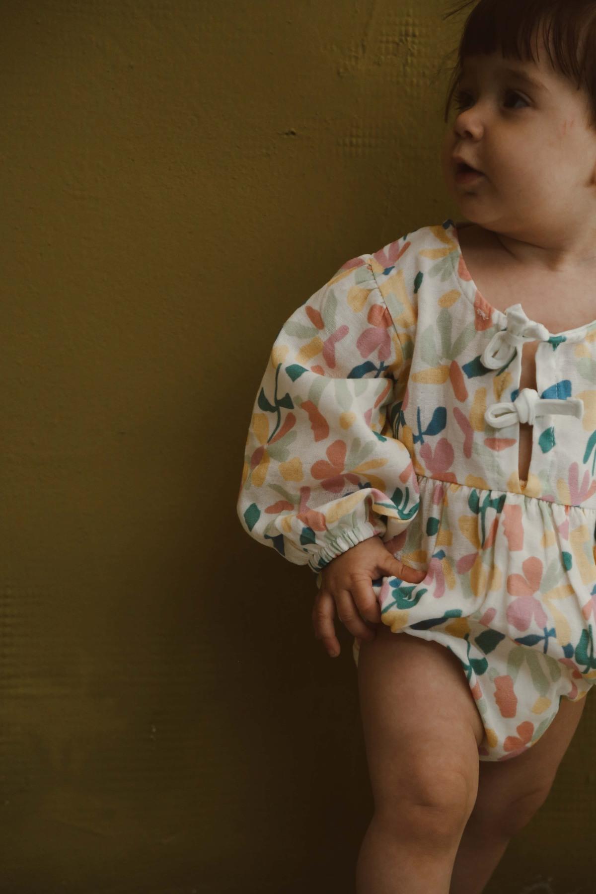 Romper prej Musline "Abstract Garden" – 100% Pambuk