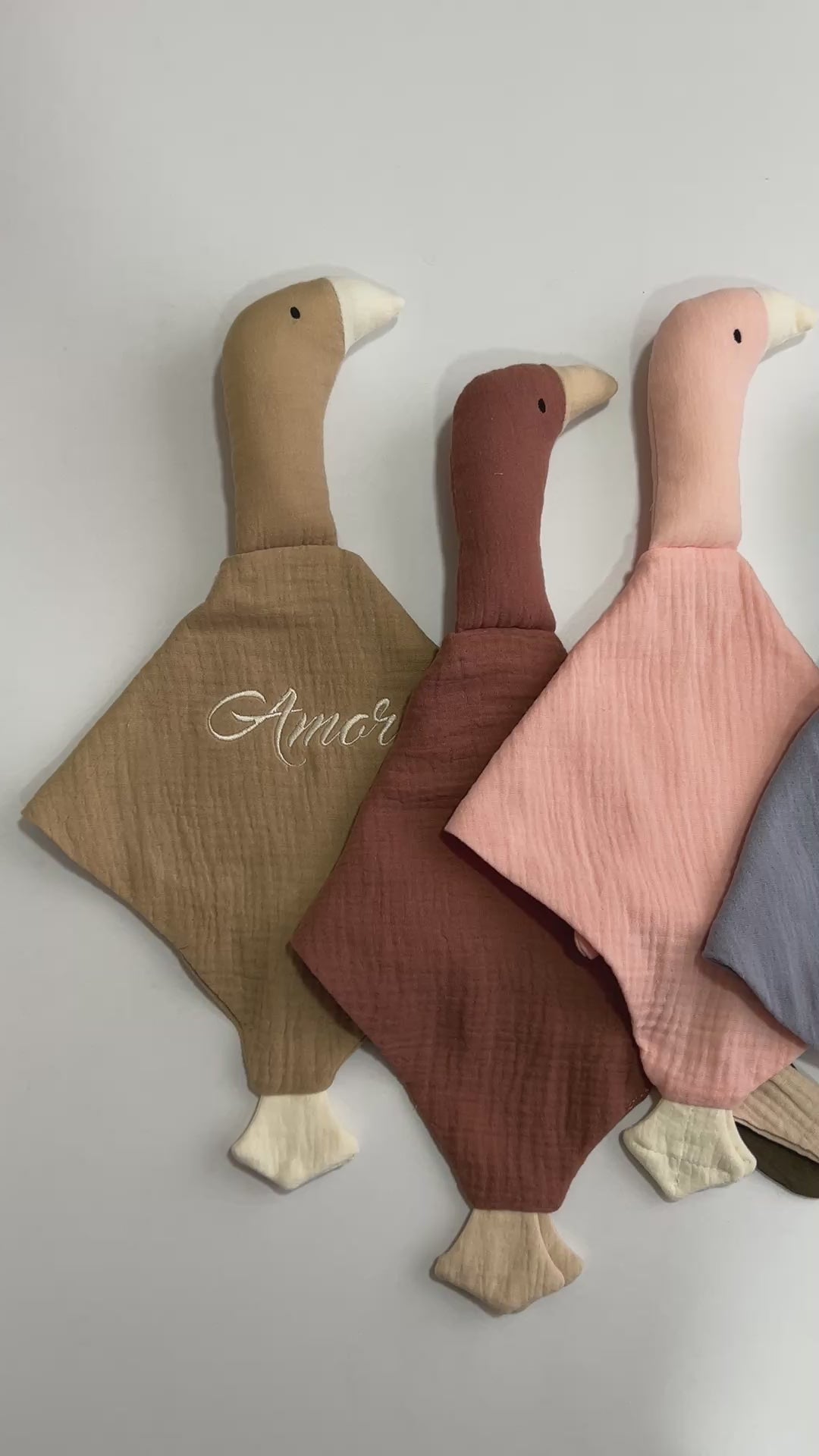 Comforter "Miku i Parë" – Butësi dhe Dashuri