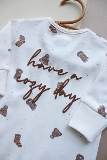 Tutine E Bardhe "Cozy Day"