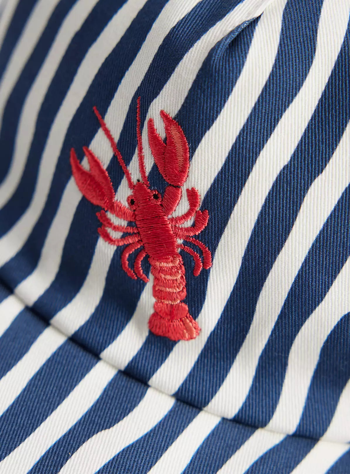 Kapele me Strehe dhe Motiv Lobster (Navy Stripe)