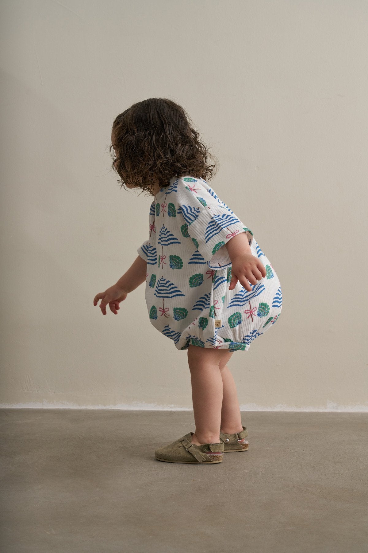Rromper i Bardhe Oversize "Comfy Cubs"