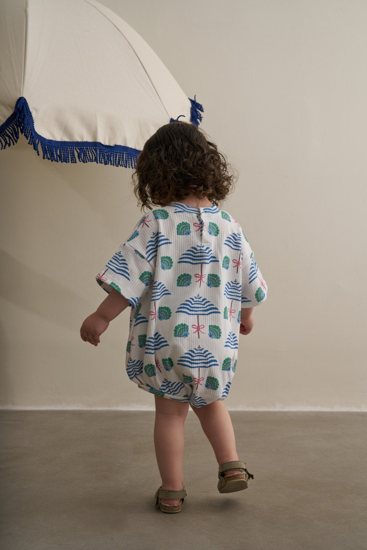Rromper i Bardhe Oversize "Comfy Cubs"